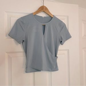 Lululemon T-Shirt